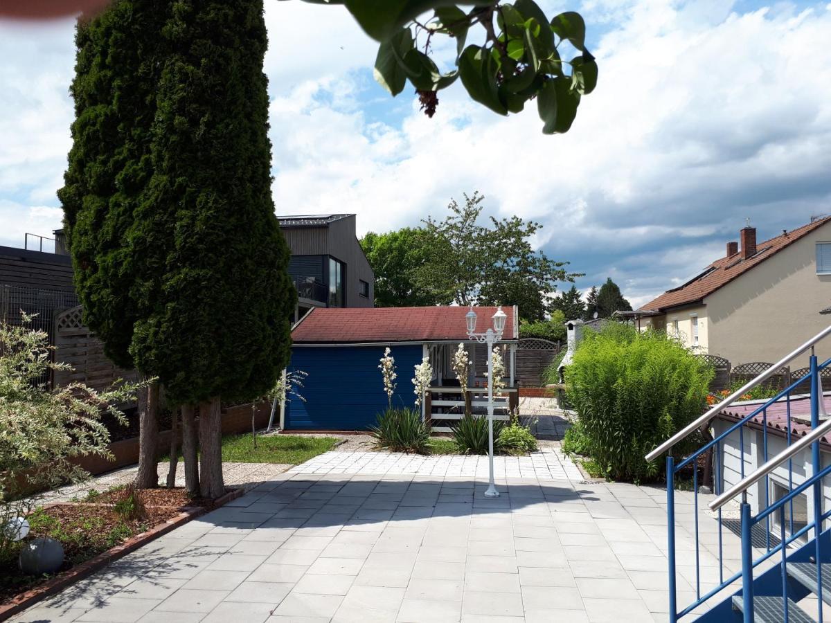 Ferienwohnungen AVIVA Bodman - Urlaub in unmittelbarer Seenähe Exterior foto