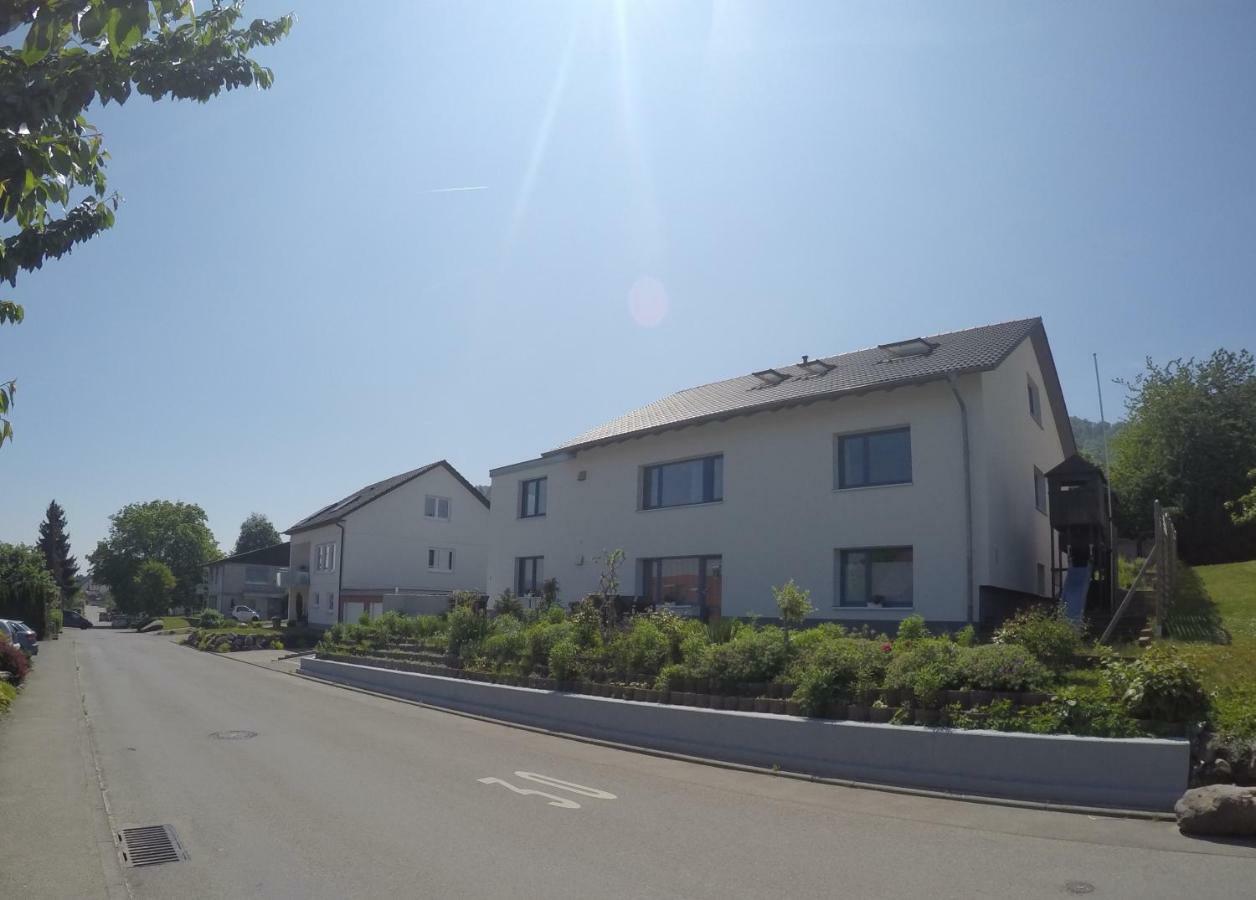 Ferienwohnungen AVIVA Bodman - Urlaub in unmittelbarer Seenähe Exterior foto